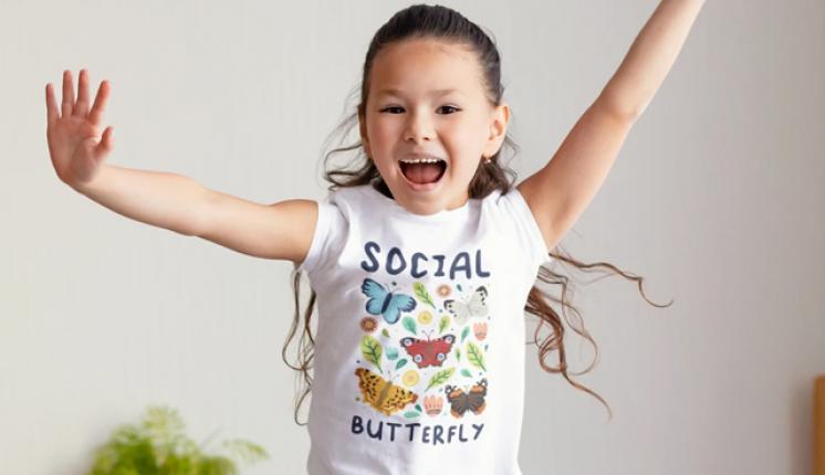 Social Butterfly Kids' Tshirt